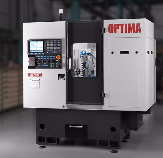 El Torno CNC OPTIMA 4 cuenta con un subcabezal, con desplazamiento Z-2, que opera todas las superficies de la pieza mediante el peine de herramientas trasero
